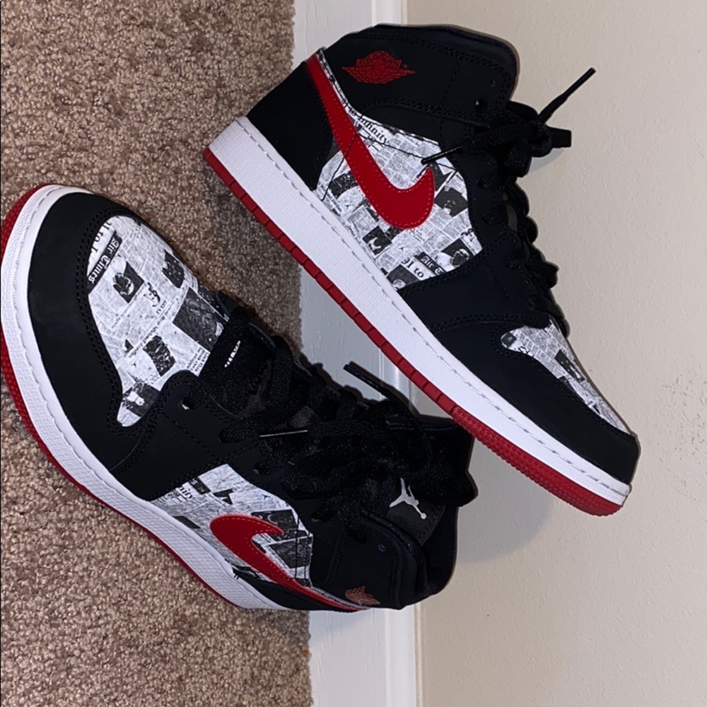 Jordan 1 mid